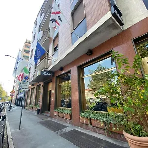 Mokinba Sant'ambroeus *** Milano